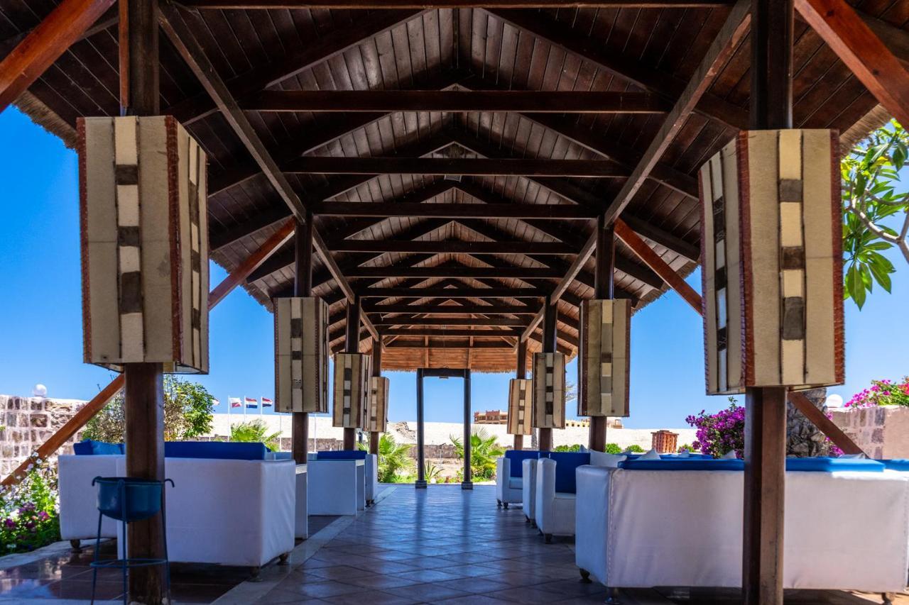 Abu Dabbab Lodge Exterior photo